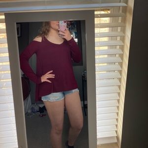 Cold shoulder blouse. Barley ever worn.